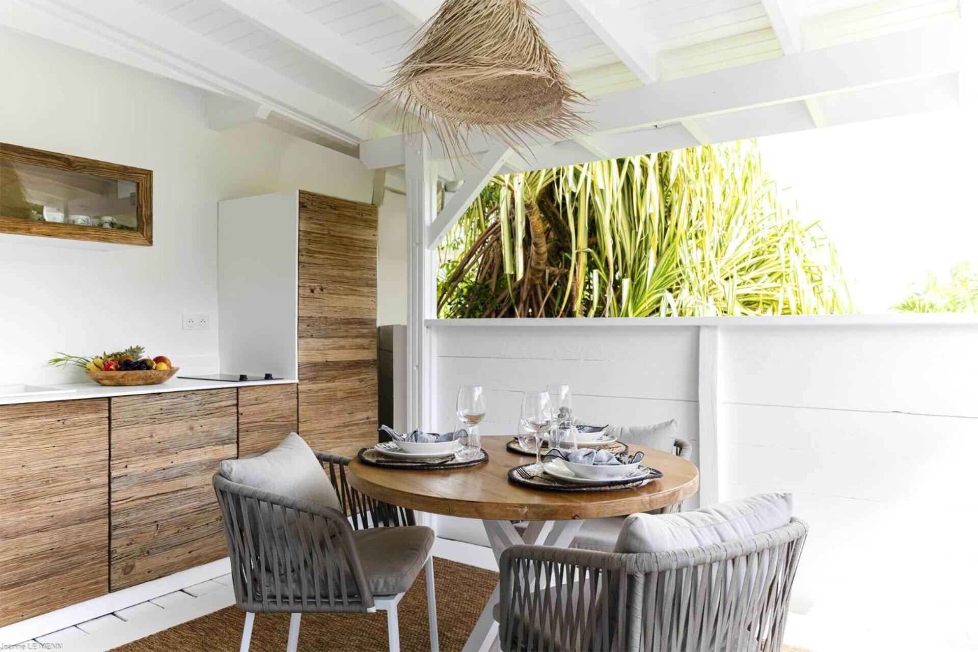 Pomme Cannelle Luxury Suites & Spa Orient Bay Exterior foto