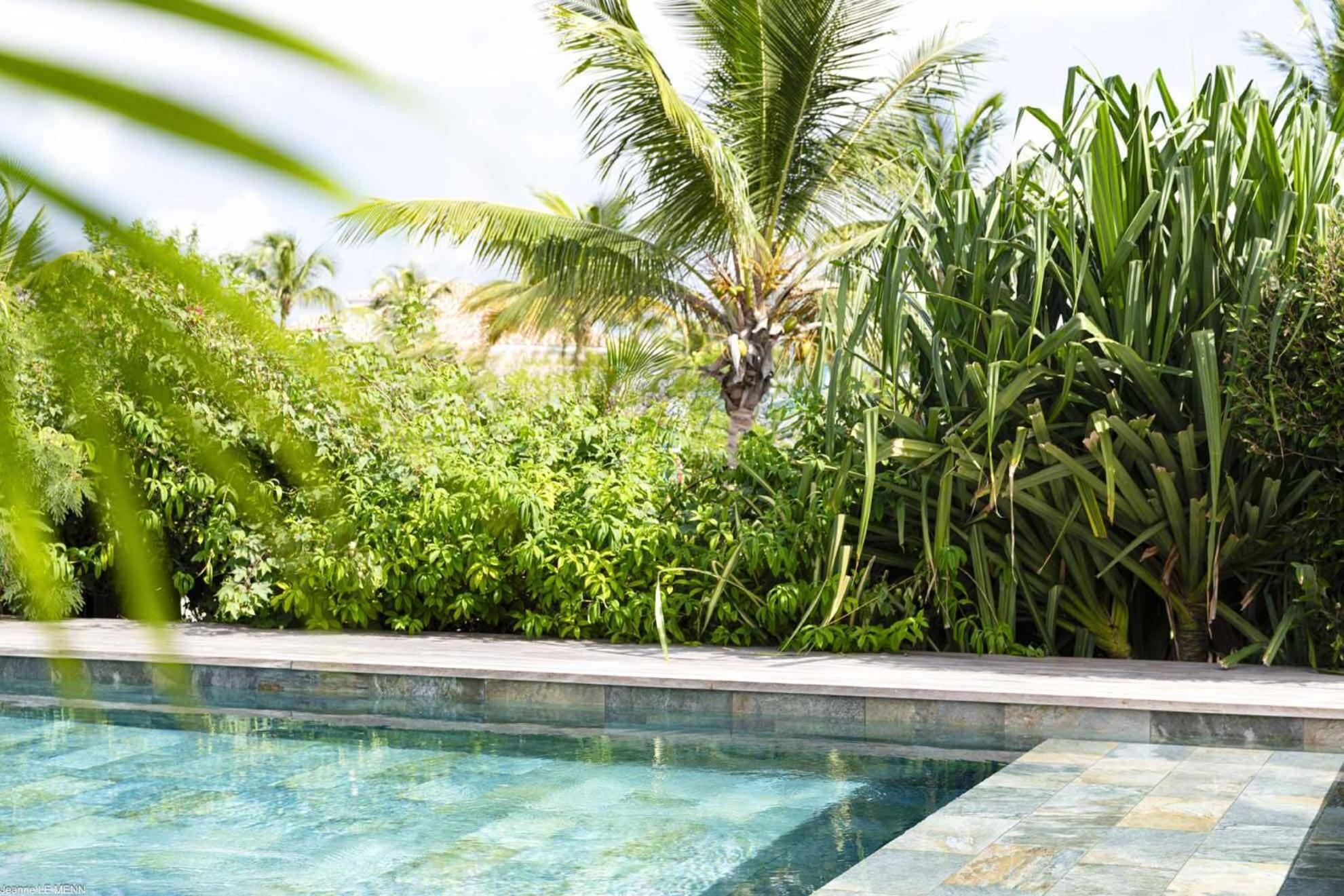 Pomme Cannelle Luxury Suites & Spa Orient Bay Exterior foto
