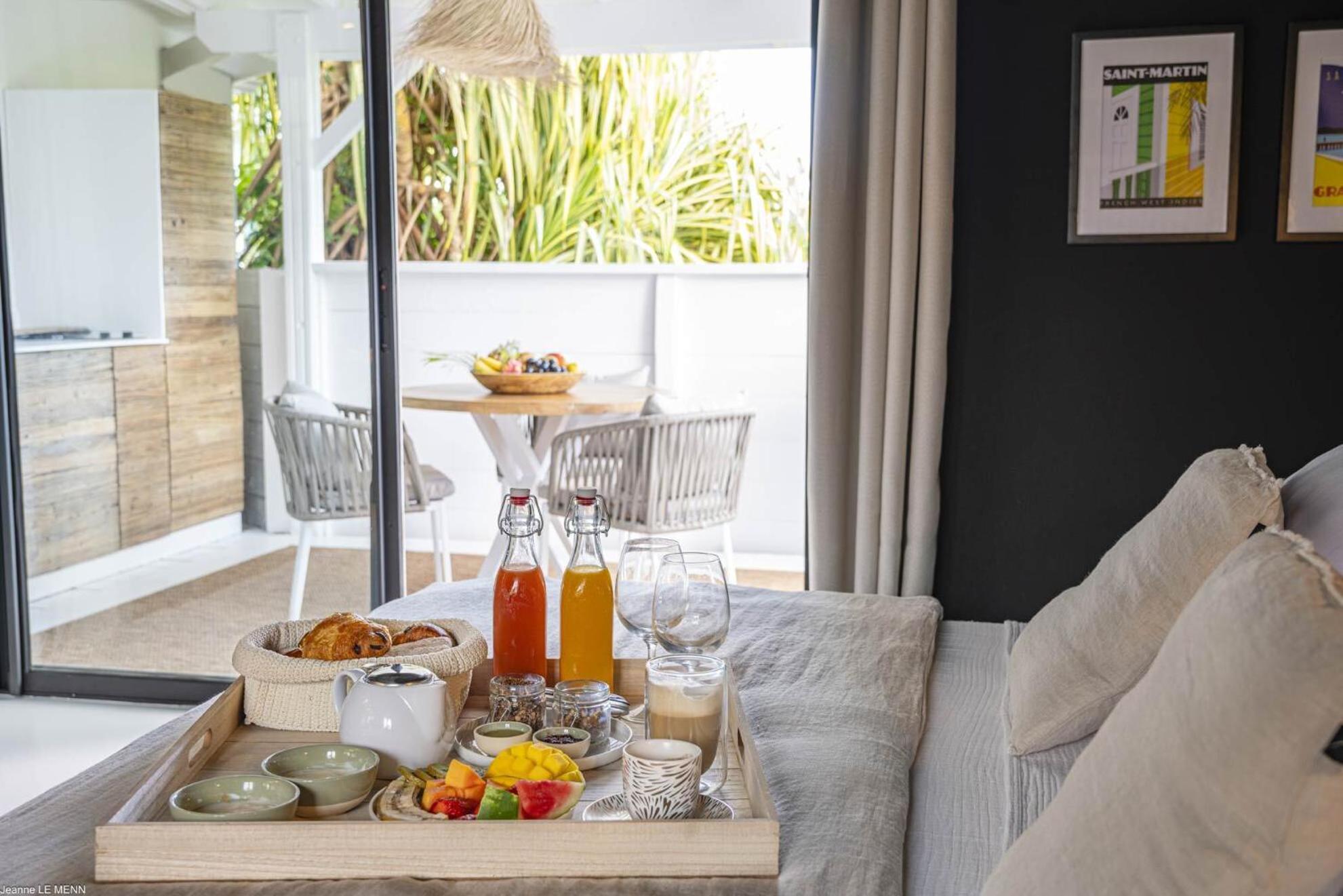 Pomme Cannelle Luxury Suites & Spa Orient Bay Exterior foto