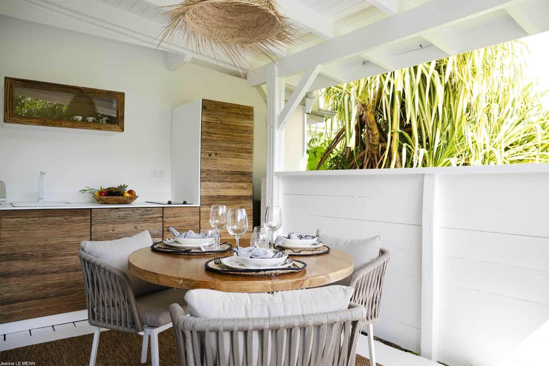 Pomme Cannelle Luxury Suites & Spa Orient Bay Exterior foto